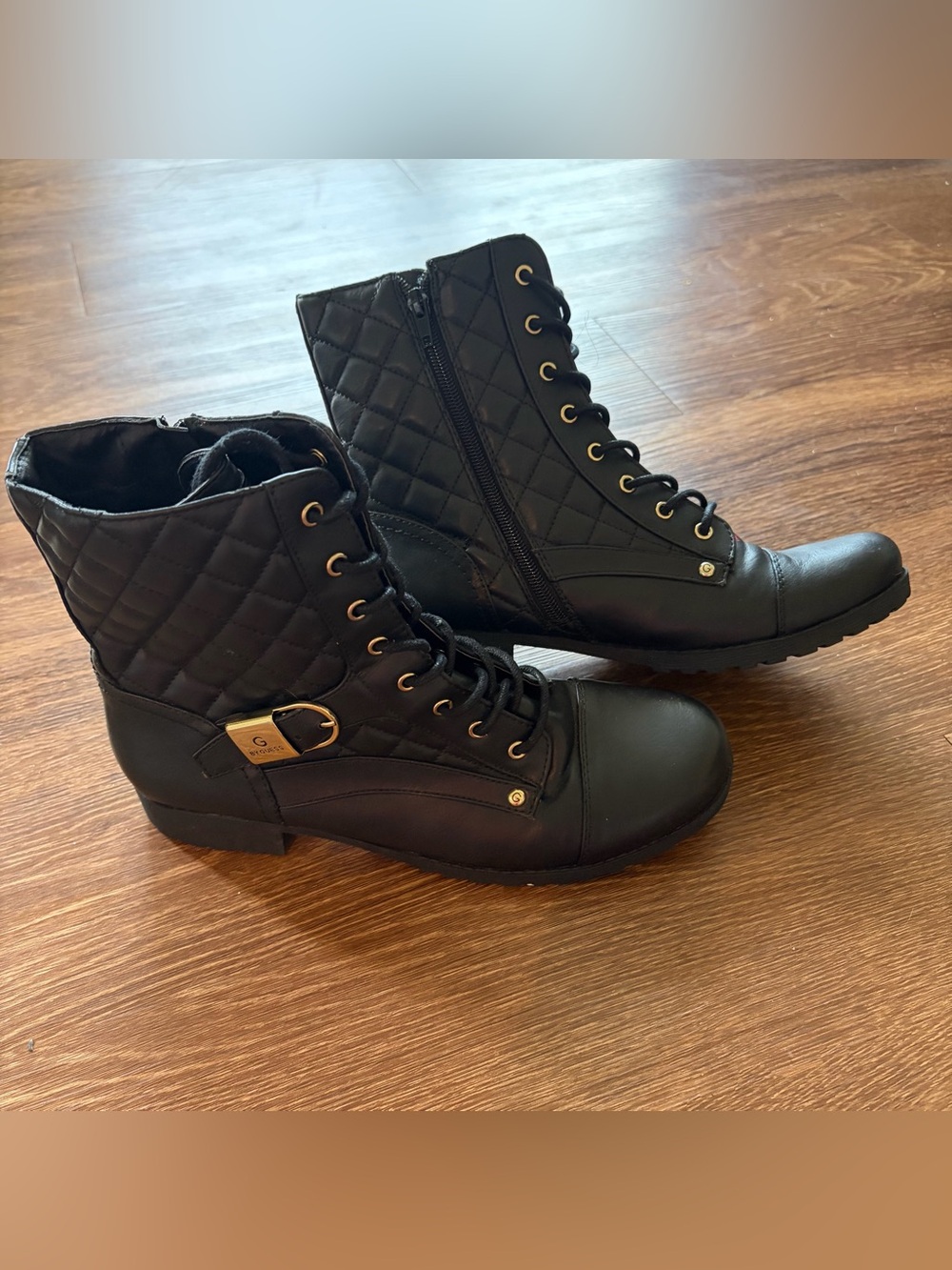 Guess-Quilted Lace-Up Ankle Boots - Black
Size 9.5